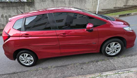 HONDA FIT 1.5 DX 16V FLEX 4P MANUAL HONDA FIT 1.5 DX 16V FLEX 4P MANUAL
